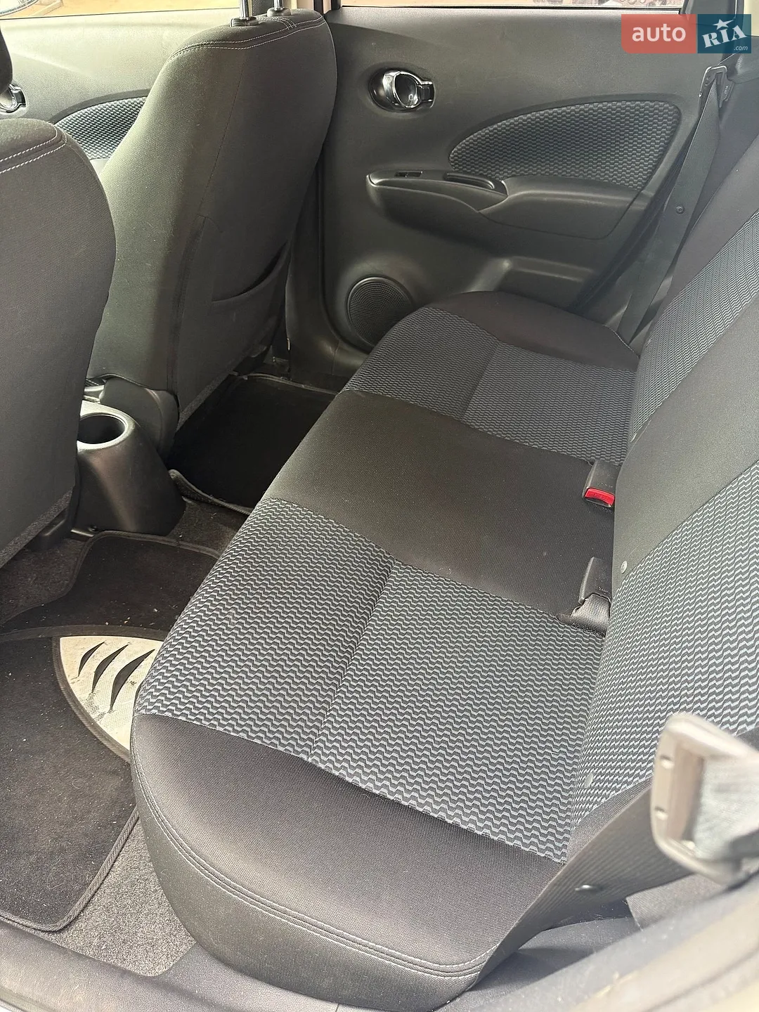 2016 Nissan Versa - мініатюра 12