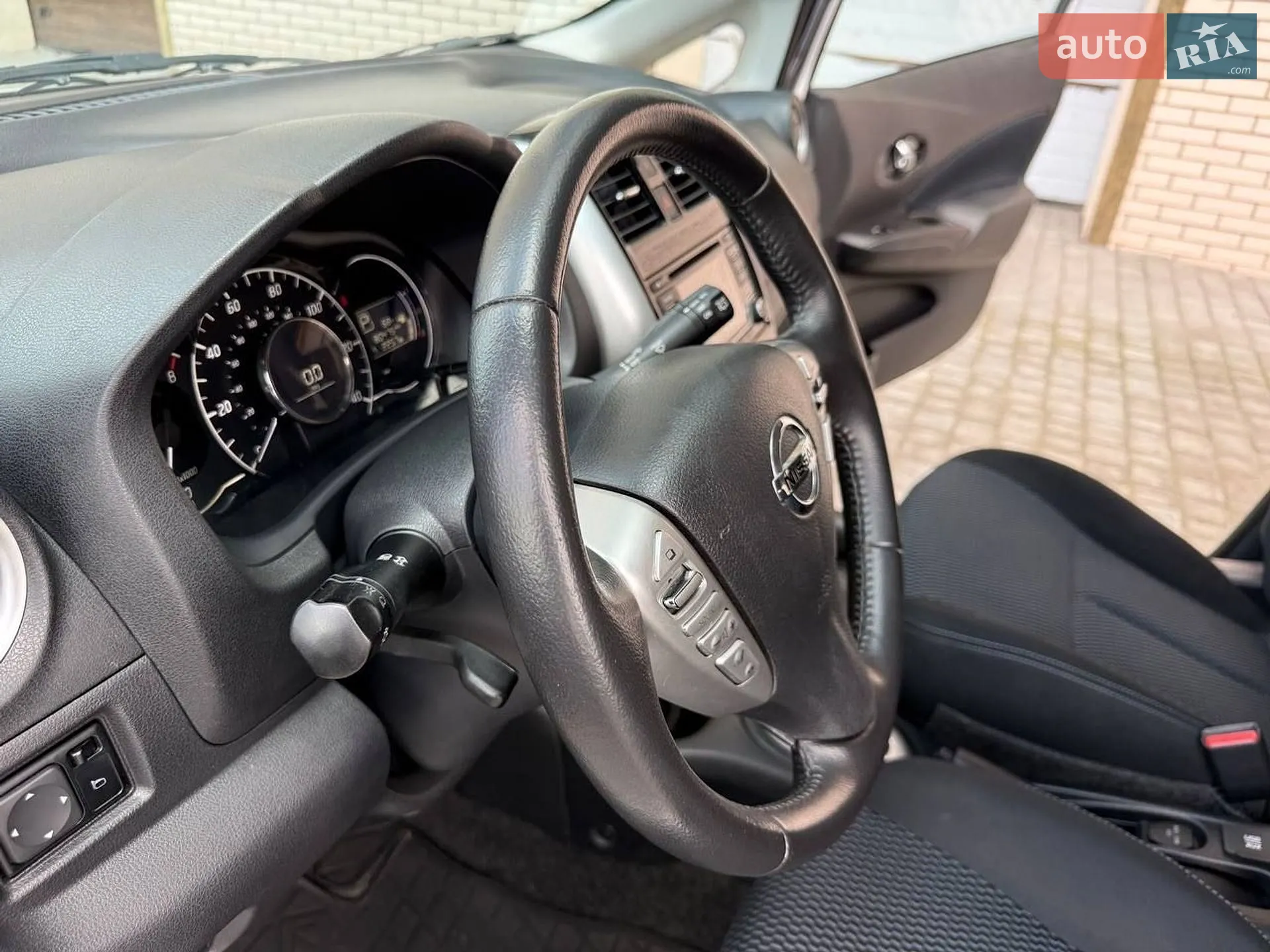 2016 Nissan Versa - мініатюра 20