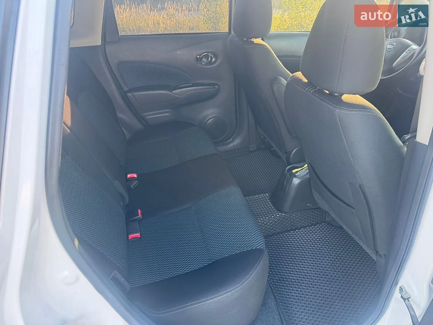 2017 Nissan Versa - мініатюра 13