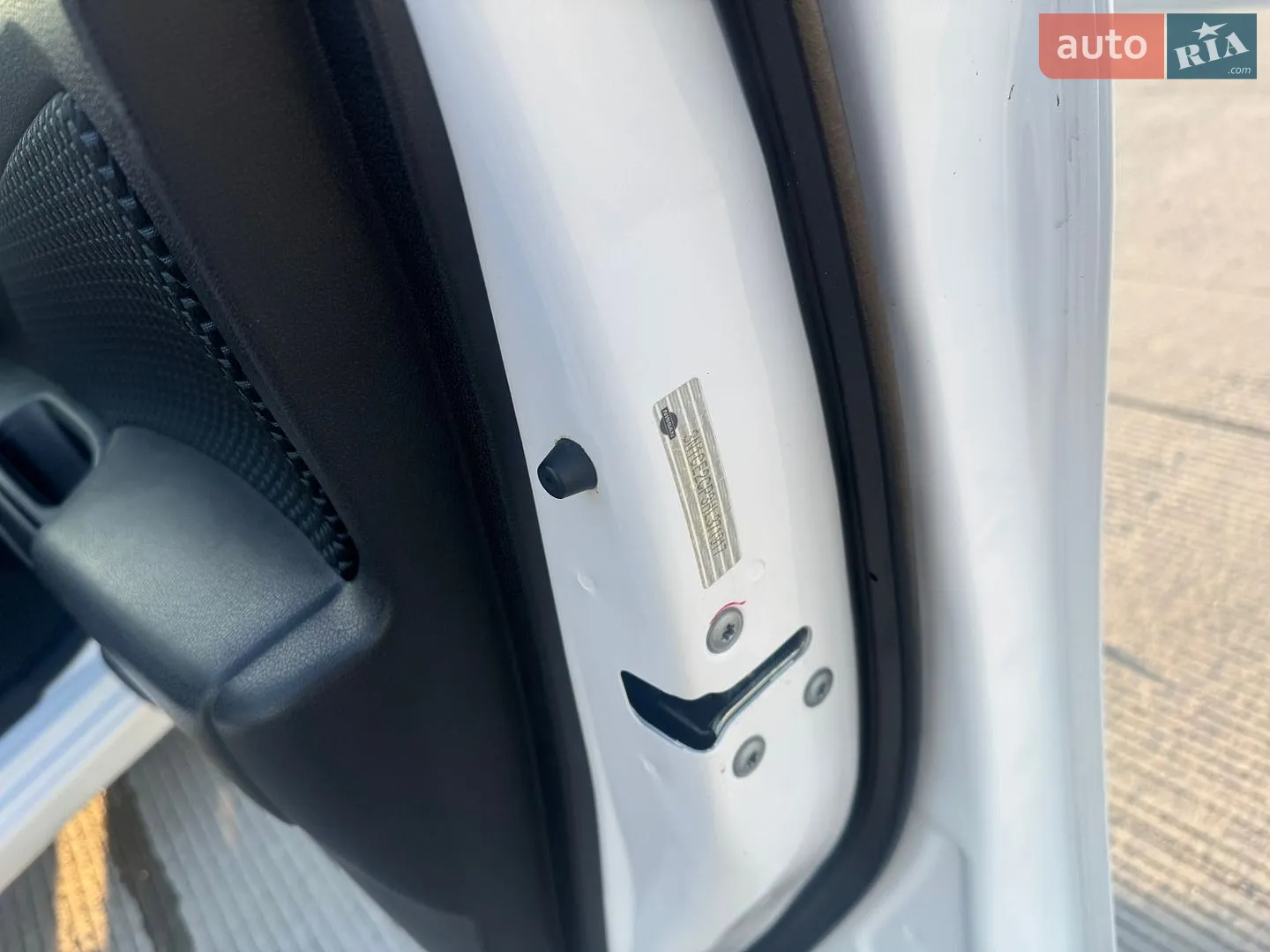 2017 Nissan Versa - мініатюра 28