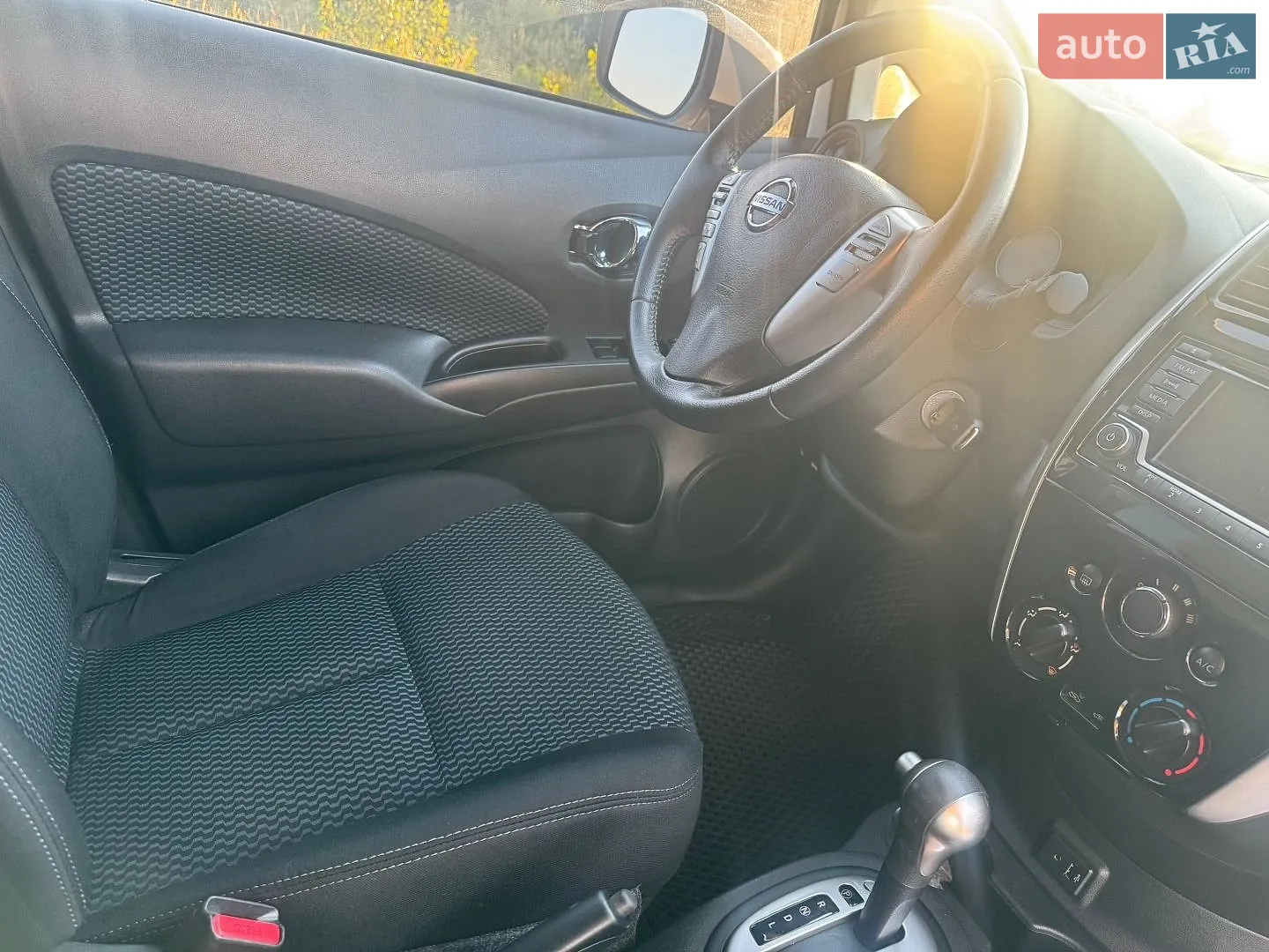 2017 Nissan Versa - мініатюра 26