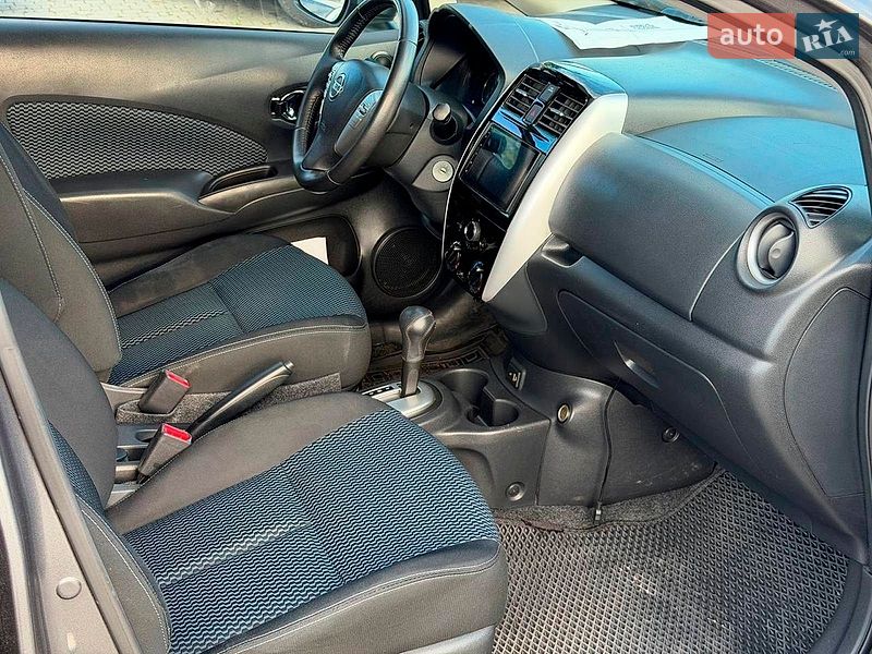 Хэтчбек Nissan Versa Note 2017 в Одессе