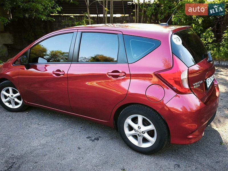 Хэтчбек Nissan Versa Note 2017 в Запорожье