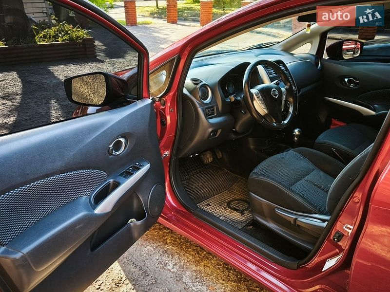 Хэтчбек Nissan Versa Note 2017 в Запорожье