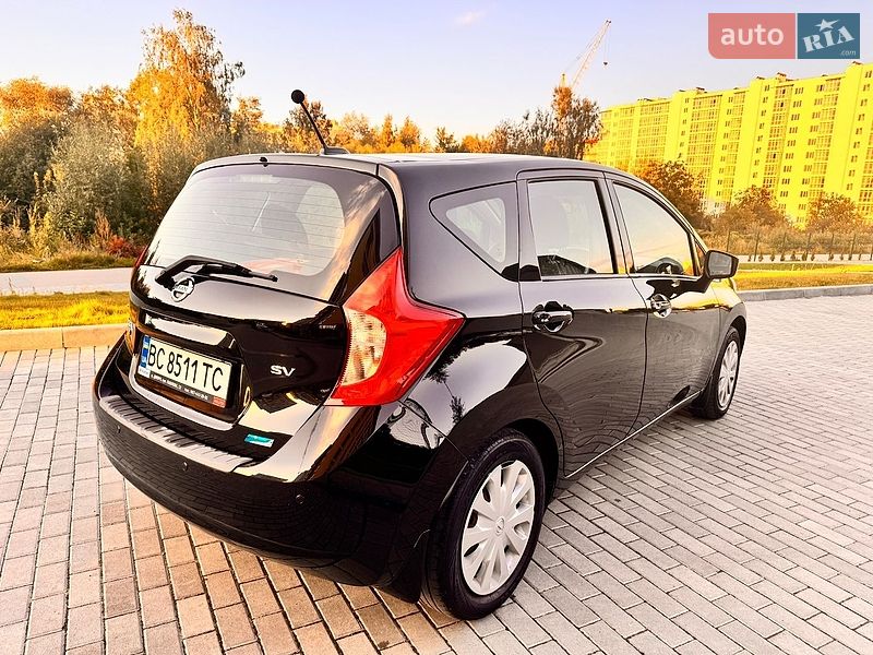Хэтчбек Nissan Versa Note 2015 в Львове