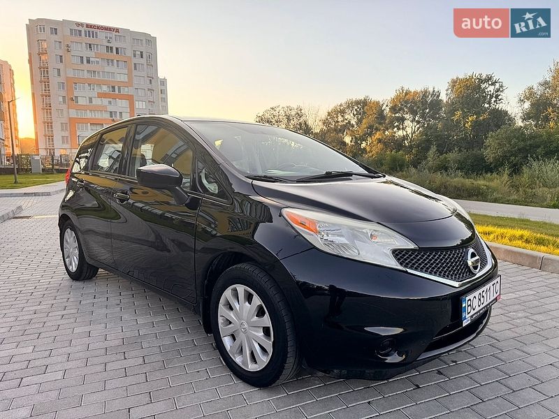 Хэтчбек Nissan Versa Note 2015 в Львове