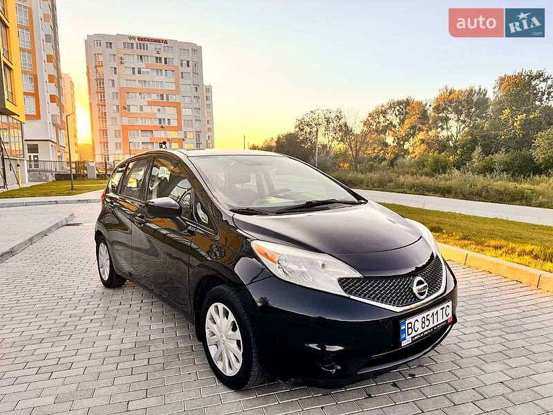 Хэтчбек Nissan Versa Note 2015 в Львове