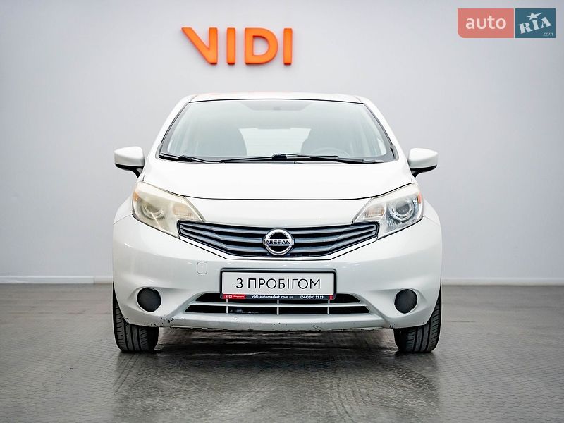 Хэтчбек Nissan Versa Note 2014 в Киеве