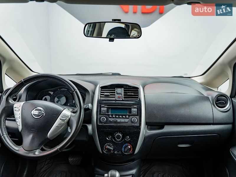 Хэтчбек Nissan Versa Note 2014 в Киеве