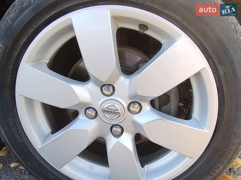Хетчбек Nissan Versa Note 2013 в Димері
