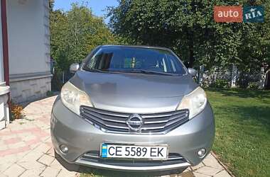 Седан Nissan Versa 2013 в Чернівцях