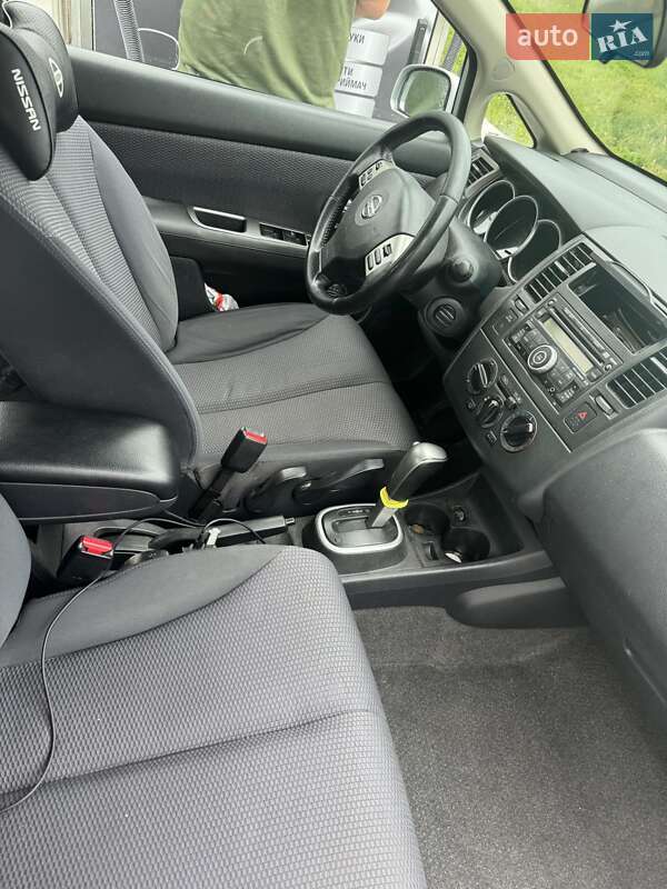 Хэтчбек Nissan Versa 2008 в Бородянке