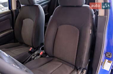 Седан Nissan Versa 2016 в 