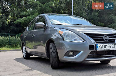 Седан Nissan Versa 2018 в Киеве