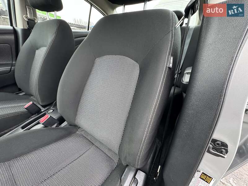 Седан Nissan Versa 2018 в Одесі