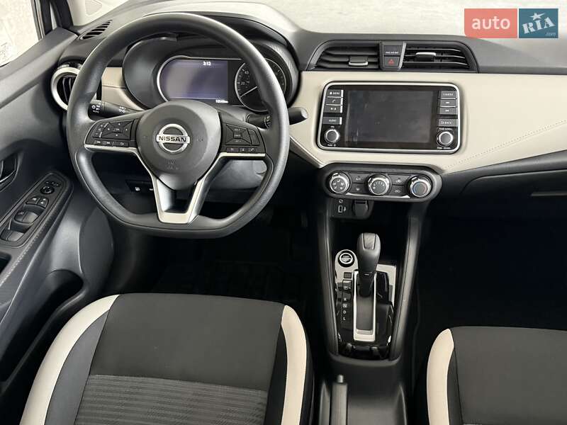 Седан Nissan Versa 2022 в Одессе