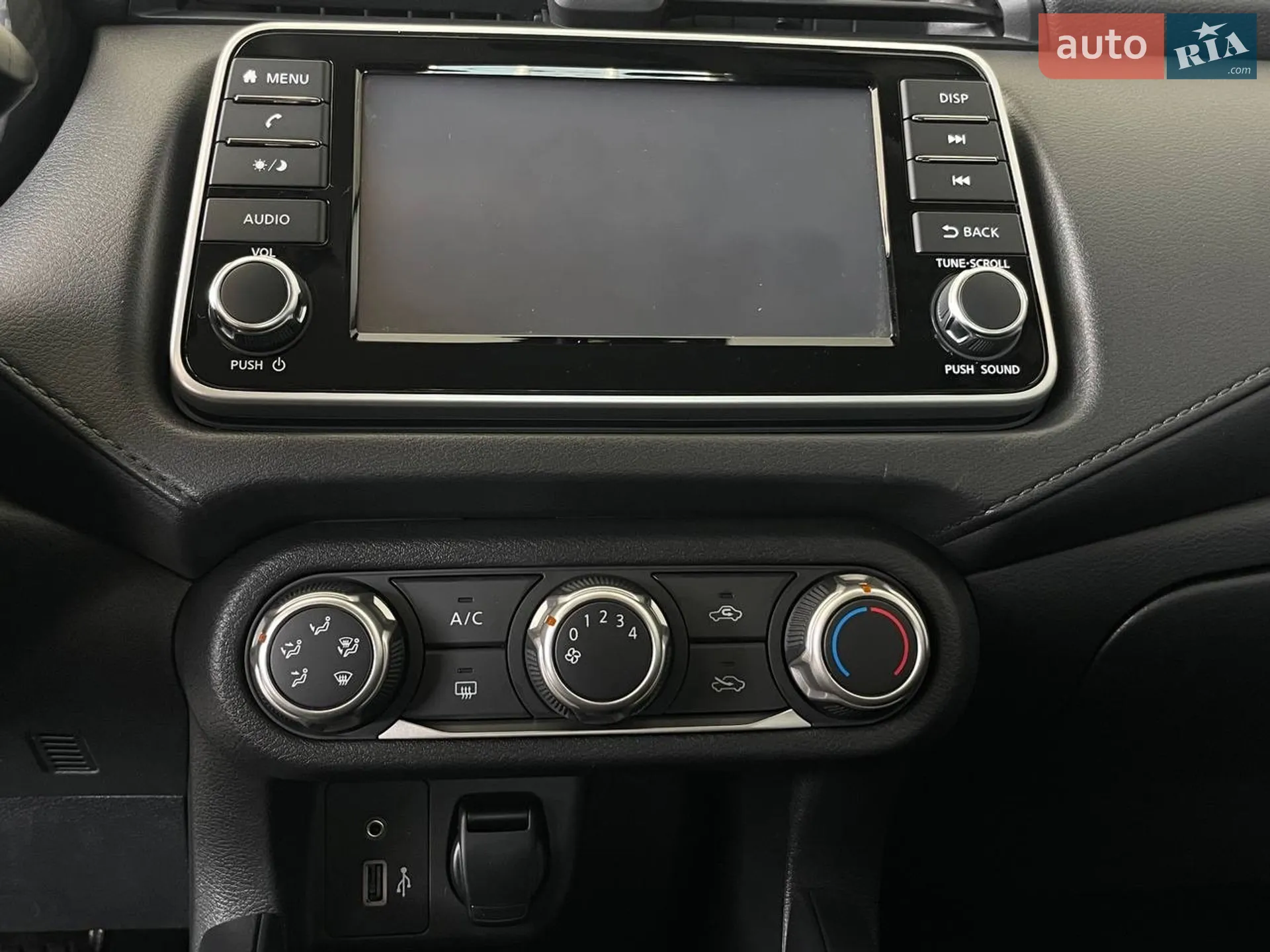 2020 Nissan Versa - мініатюра 26