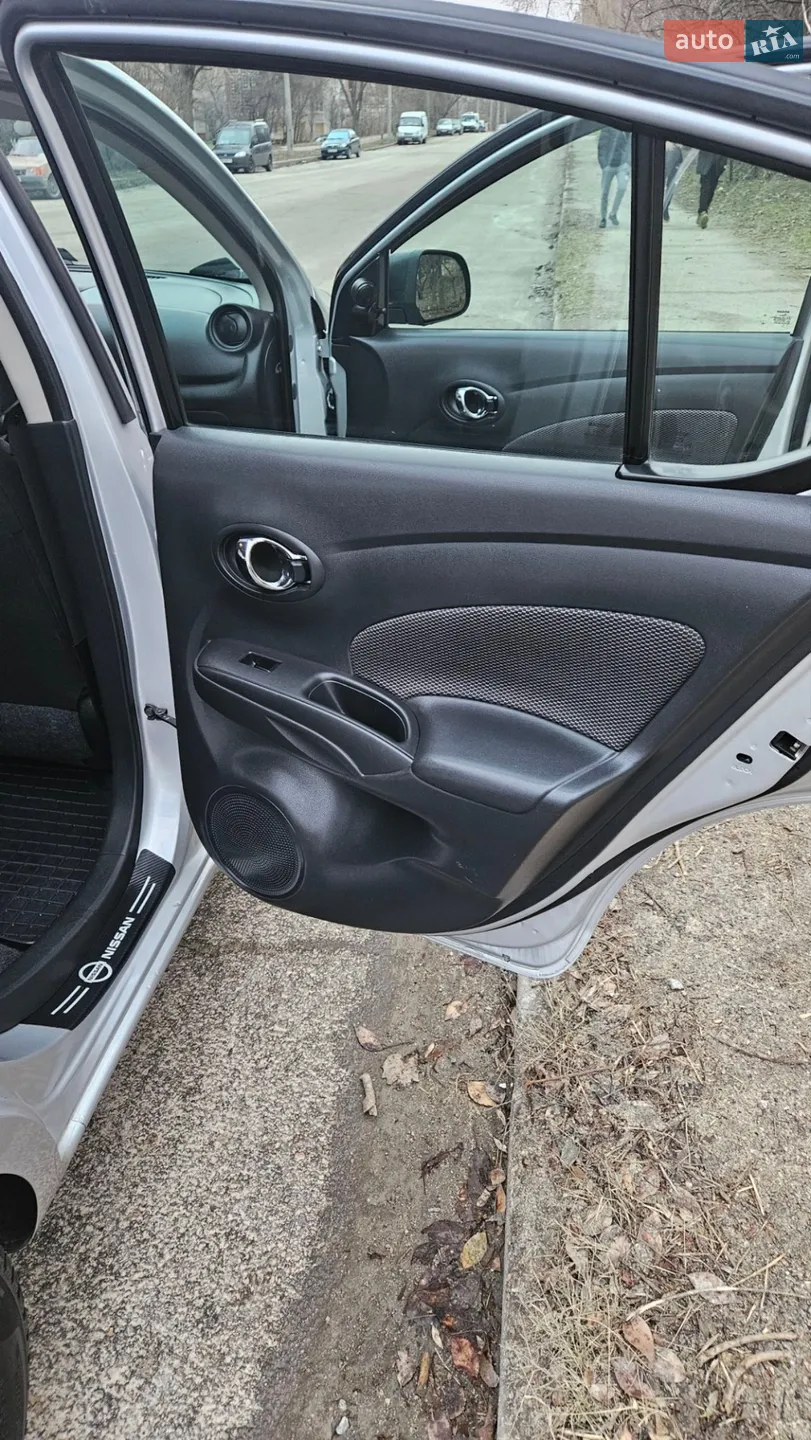 2012 Nissan Versa - мініатюра 14