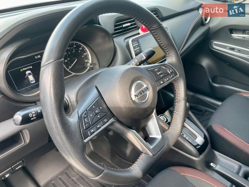 Седан Nissan Versa 2019 в Днепре