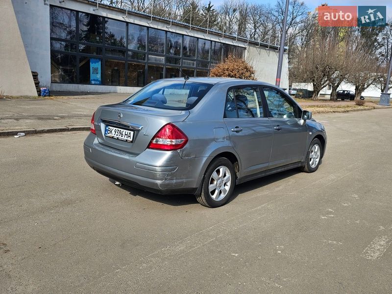 Седан Nissan Versa 2007 в Киеве фото 9 Седан Nissan Versa 2007 в Киеве