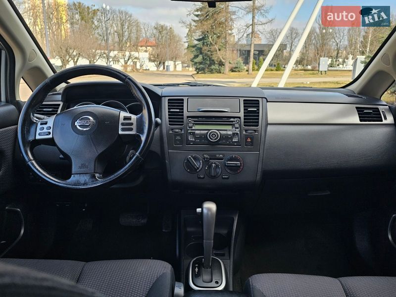 Седан Nissan Versa 2007 в Киеве фото 26 Седан Nissan Versa 2007 в Киеве
