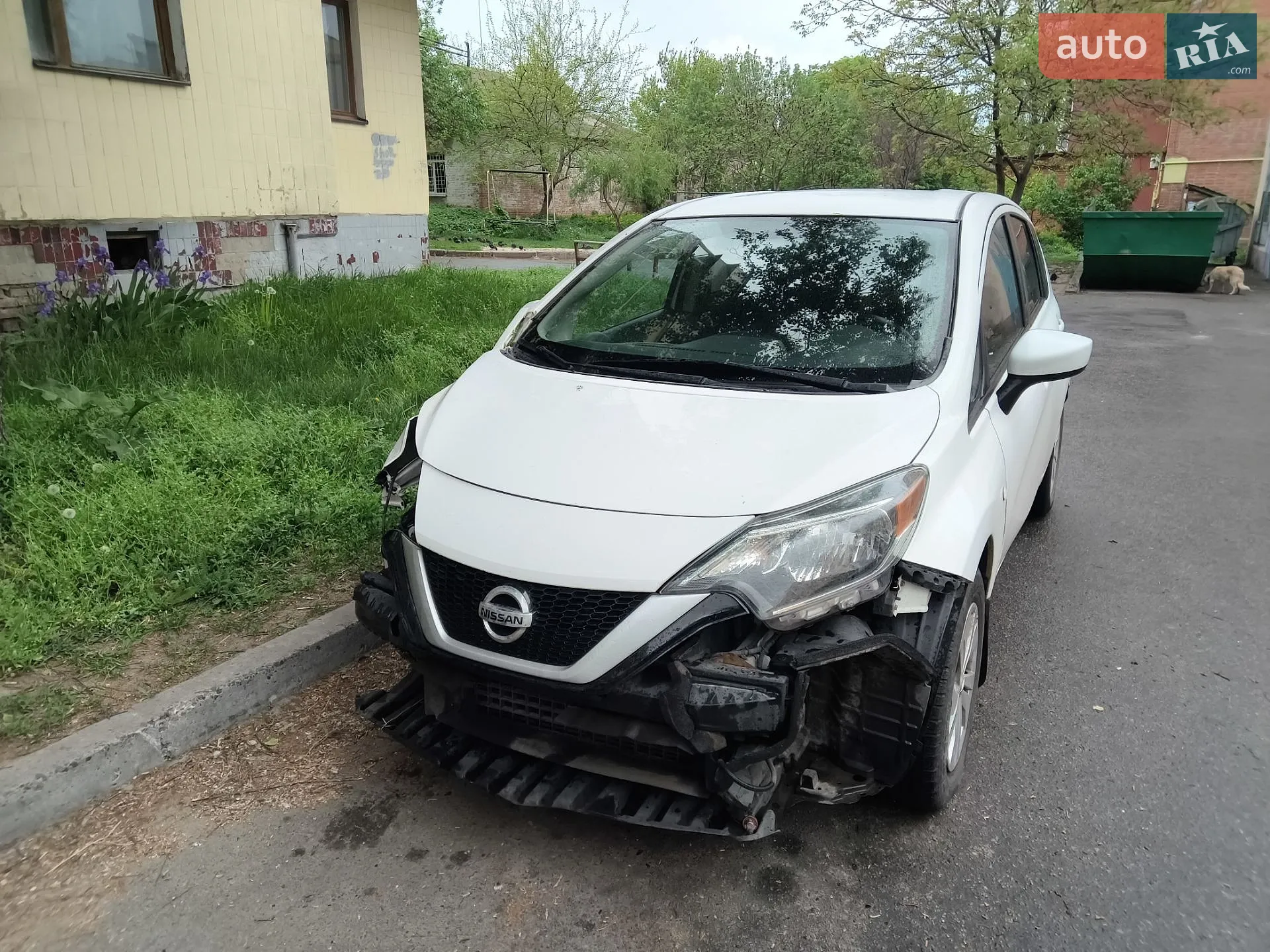 2017 Nissan Versa - мініатюра 2