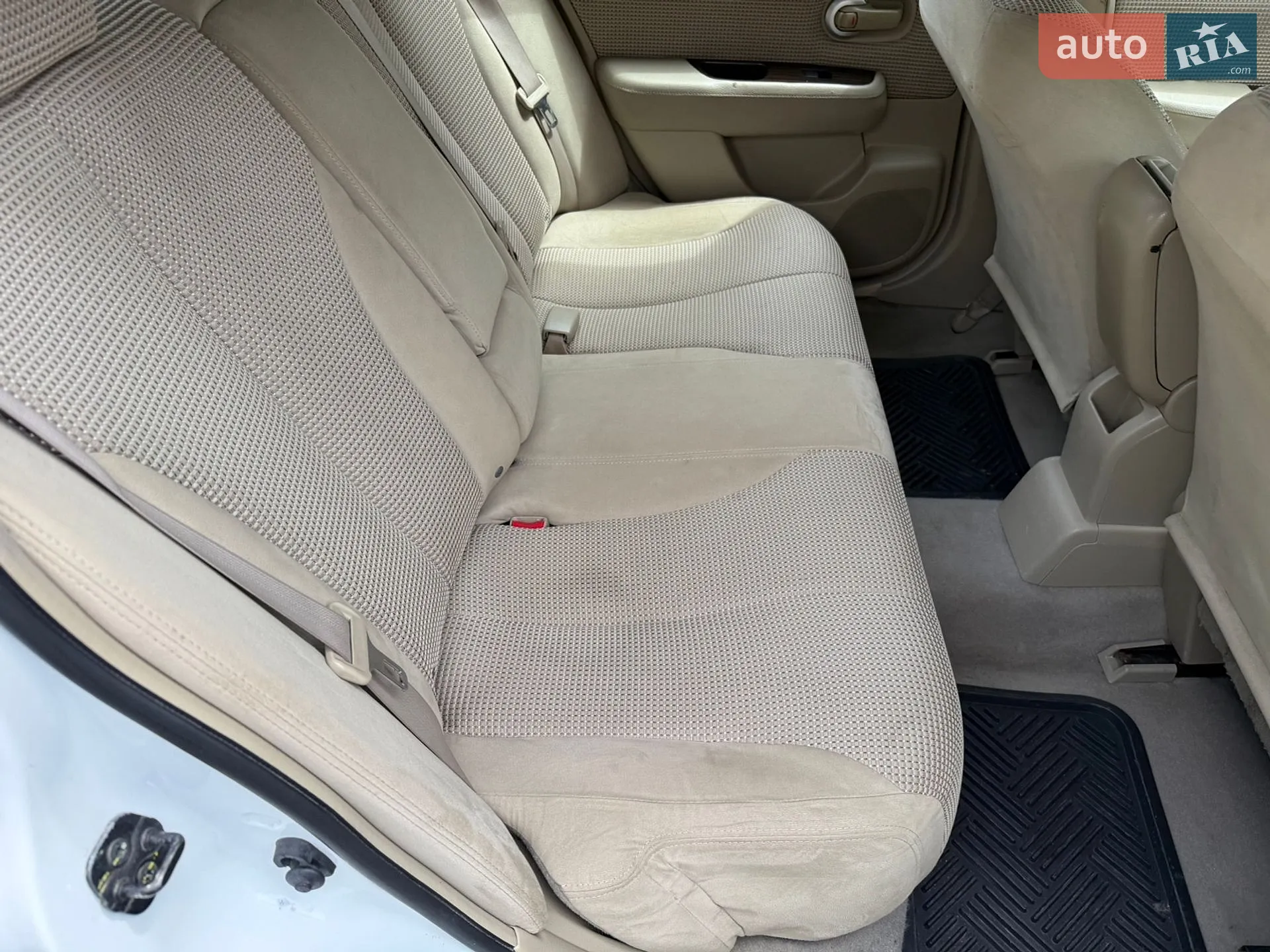 2010 Nissan Versa - мініатюра 48