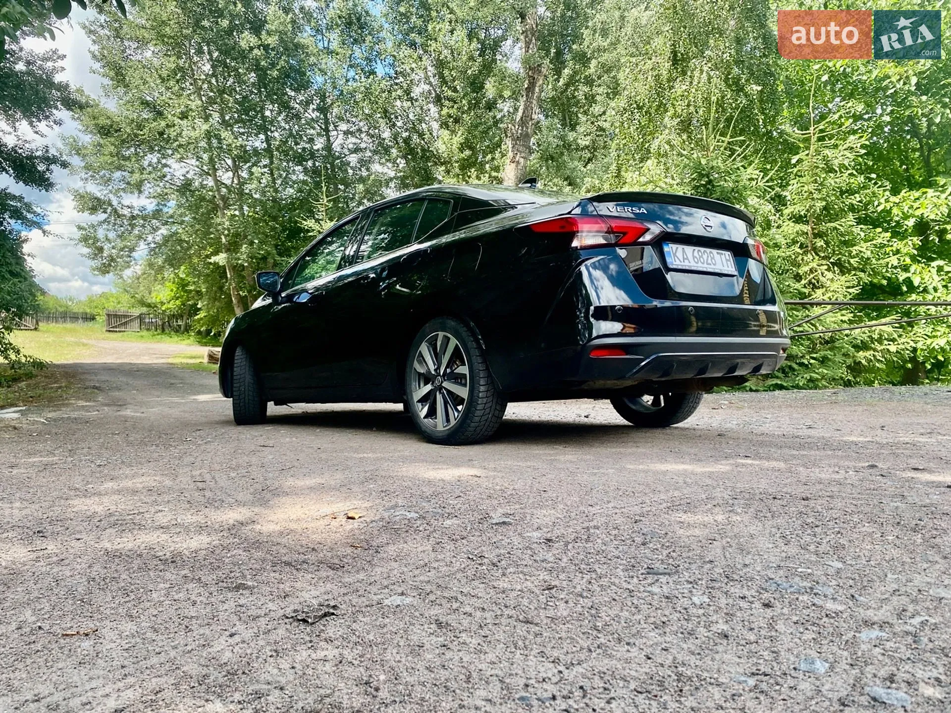 2020 Nissan Versa - мініатюра 3