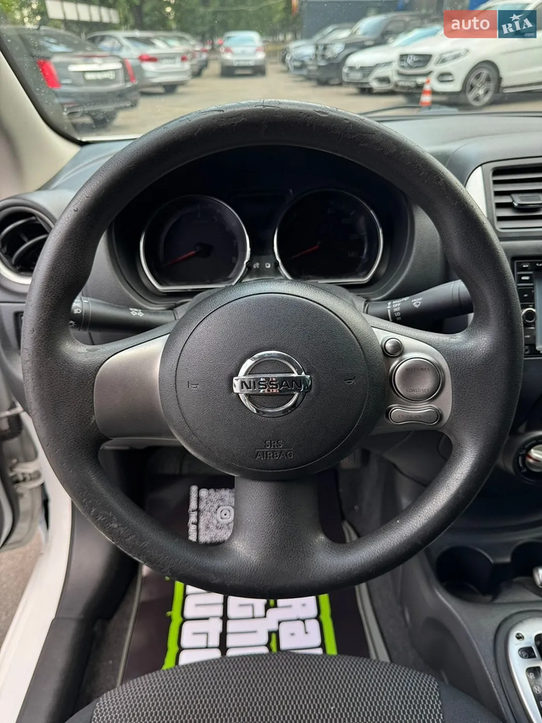 2013 Nissan Versa - мініатюра 16