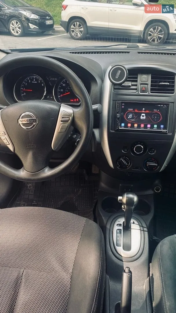 2016 Nissan Versa - мініатюра 10