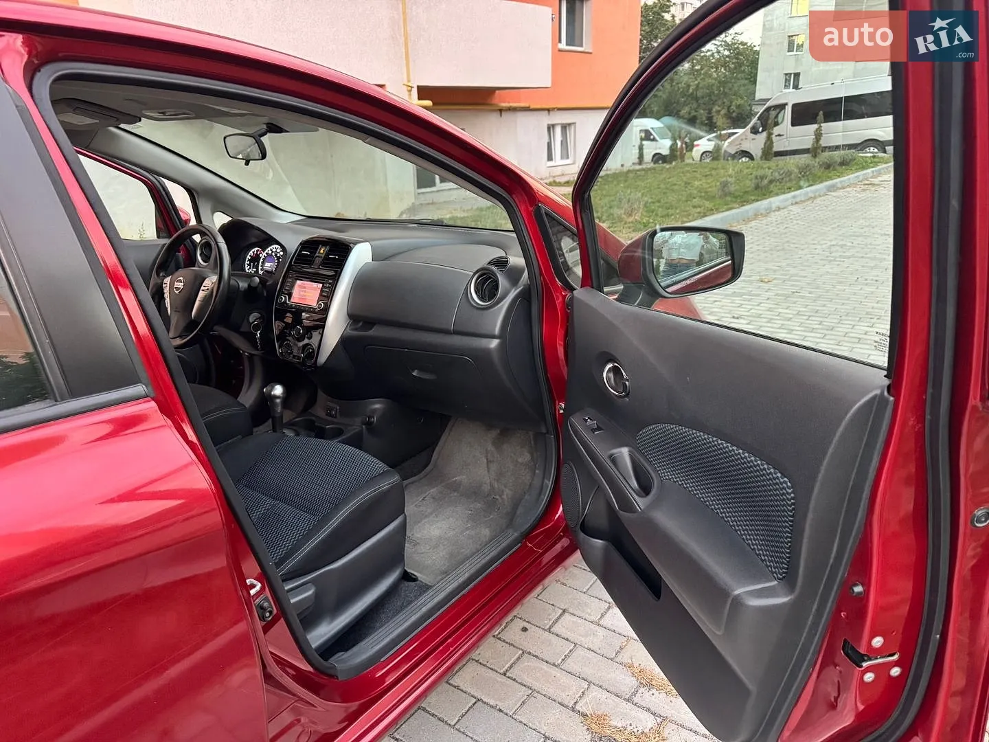 2017 Nissan Versa - мініатюра 9