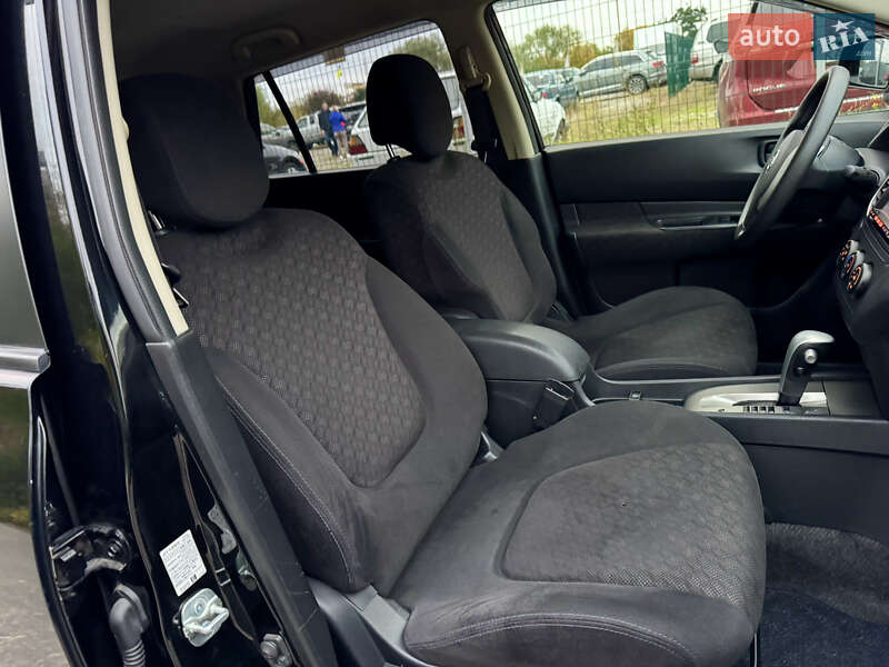 Універсал Nissan Wingroad 2013 в Києві фото 26 Універсал Nissan Wingroad 2013 в Києві