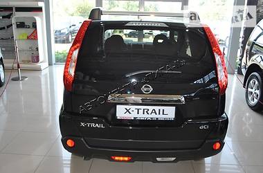 Внедорожник / Кроссовер Nissan X-Trail 2014 в 