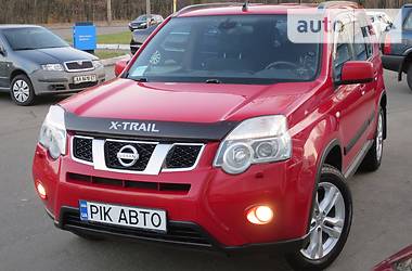 Внедорожник / Кроссовер Nissan X-Trail 2010 в Киеве