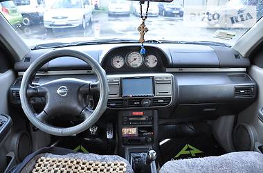 Внедорожник / Кроссовер Nissan X-Trail 2004 в Николаеве