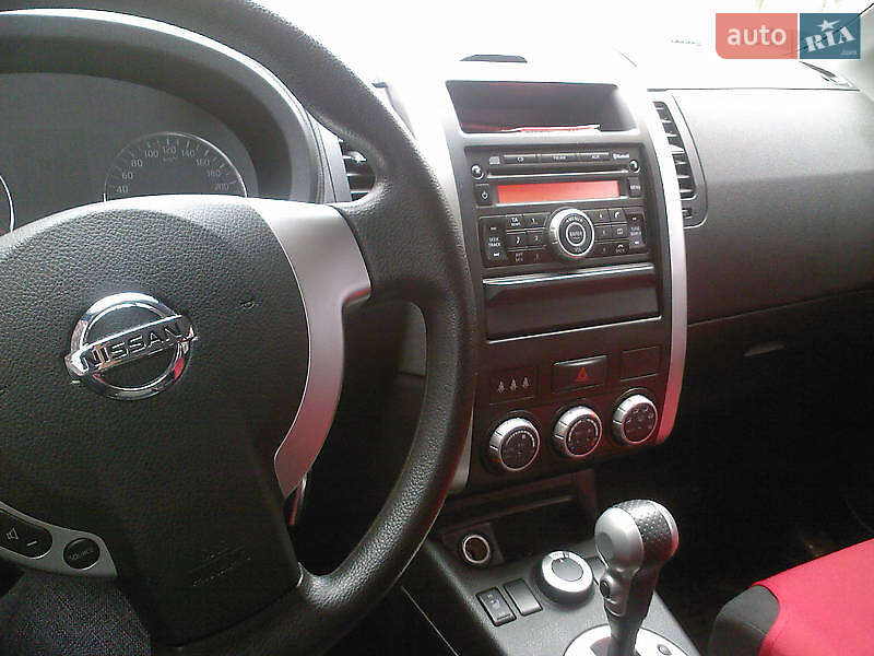Позашляховик / Кросовер Nissan X-Trail 2010 в Києві фото 2 Позашляховик / Кросовер Nissan X-Trail 2010 в Києві
