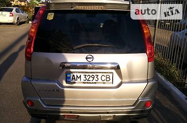 Позашляховик / Кросовер Nissan X-Trail 2007 в 