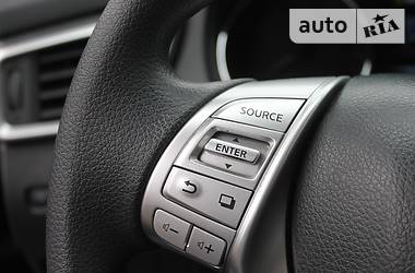 Позашляховик / Кросовер Nissan X-Trail 2014 в 