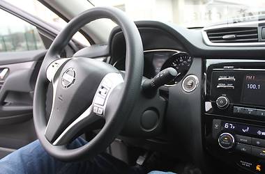 Позашляховик / Кросовер Nissan X-Trail 2014 в 