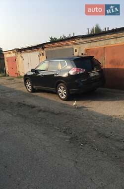 Внедорожник / Кроссовер Nissan X-Trail 2015 в Полтаве