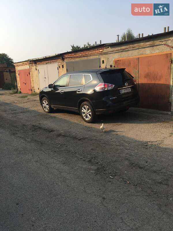 Позашляховик / Кросовер Nissan X-Trail 2015 в Полтаві