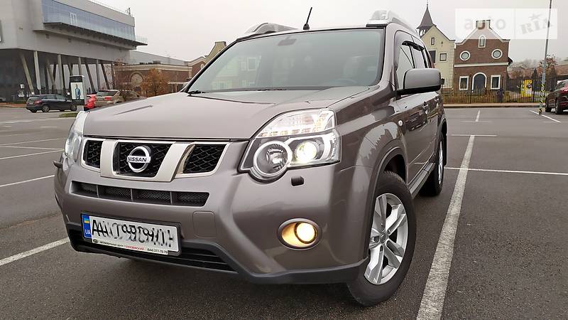 Внедорожник / Кроссовер Nissan X-Trail 2014 в Киеве