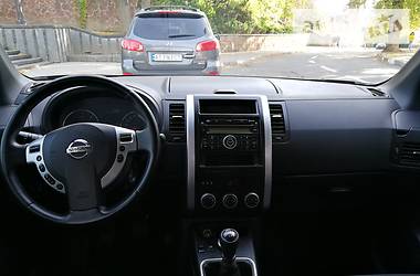 Внедорожник / Кроссовер Nissan X-Trail 2011 в Калуше