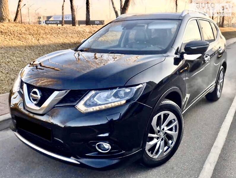 Внедорожник / Кроссовер Nissan X-Trail 2015 в Киеве