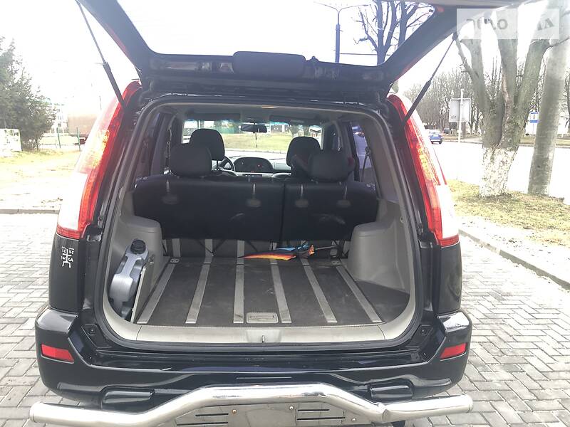 Позашляховик / Кросовер Nissan X-Trail 2003 в Луцьку