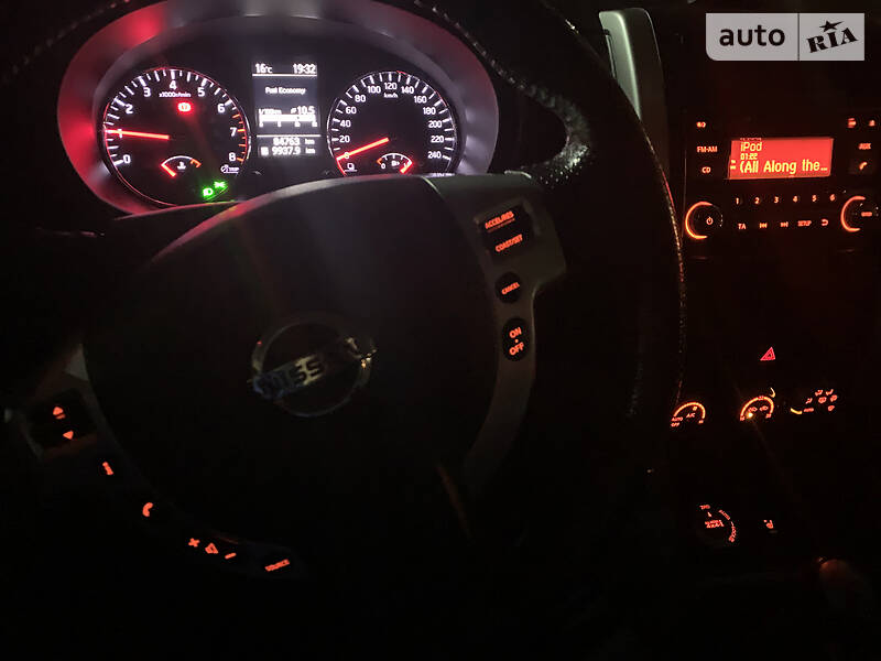 Позашляховик / Кросовер Nissan X-Trail 2012 в Кривому Розі