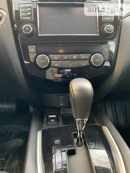 Позашляховик / Кросовер Nissan X-Trail 2016 в Вінниці