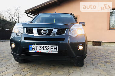 Внедорожник / Кроссовер Nissan X-Trail 2011 в Яремче