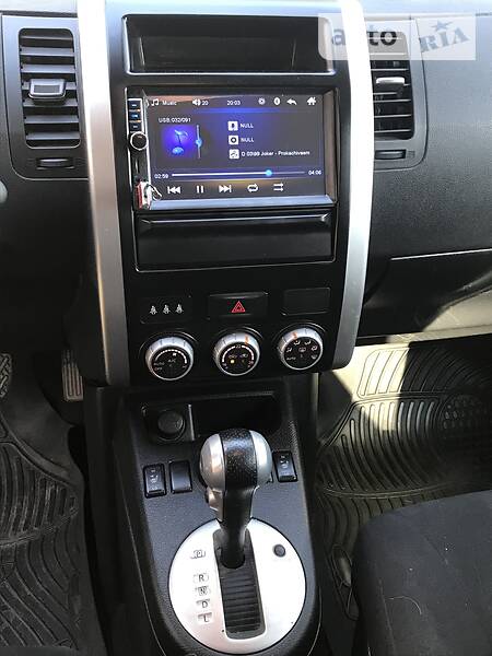 Позашляховик / Кросовер Nissan X-Trail 2010 в Києві