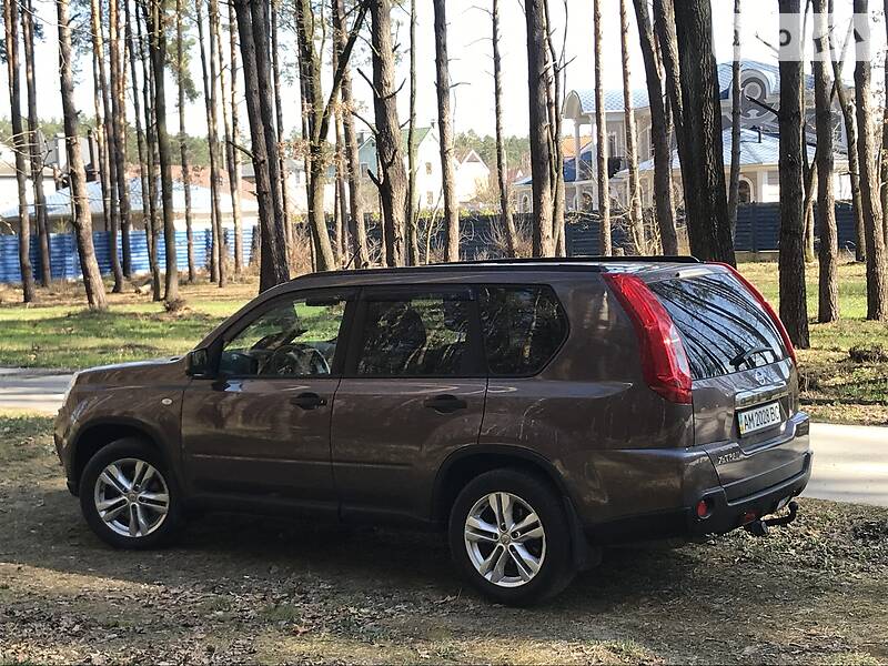 Позашляховик / Кросовер Nissan X-Trail 2010 в Києві